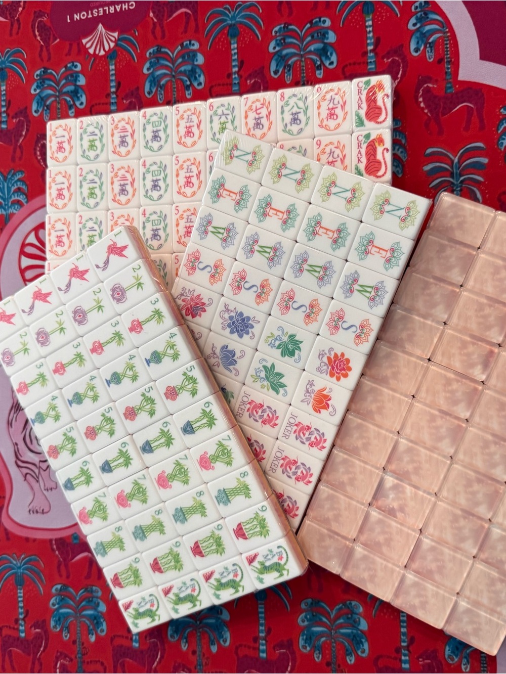 New Pink Pearl Mahjong Tile Set - Decorative Floral Design